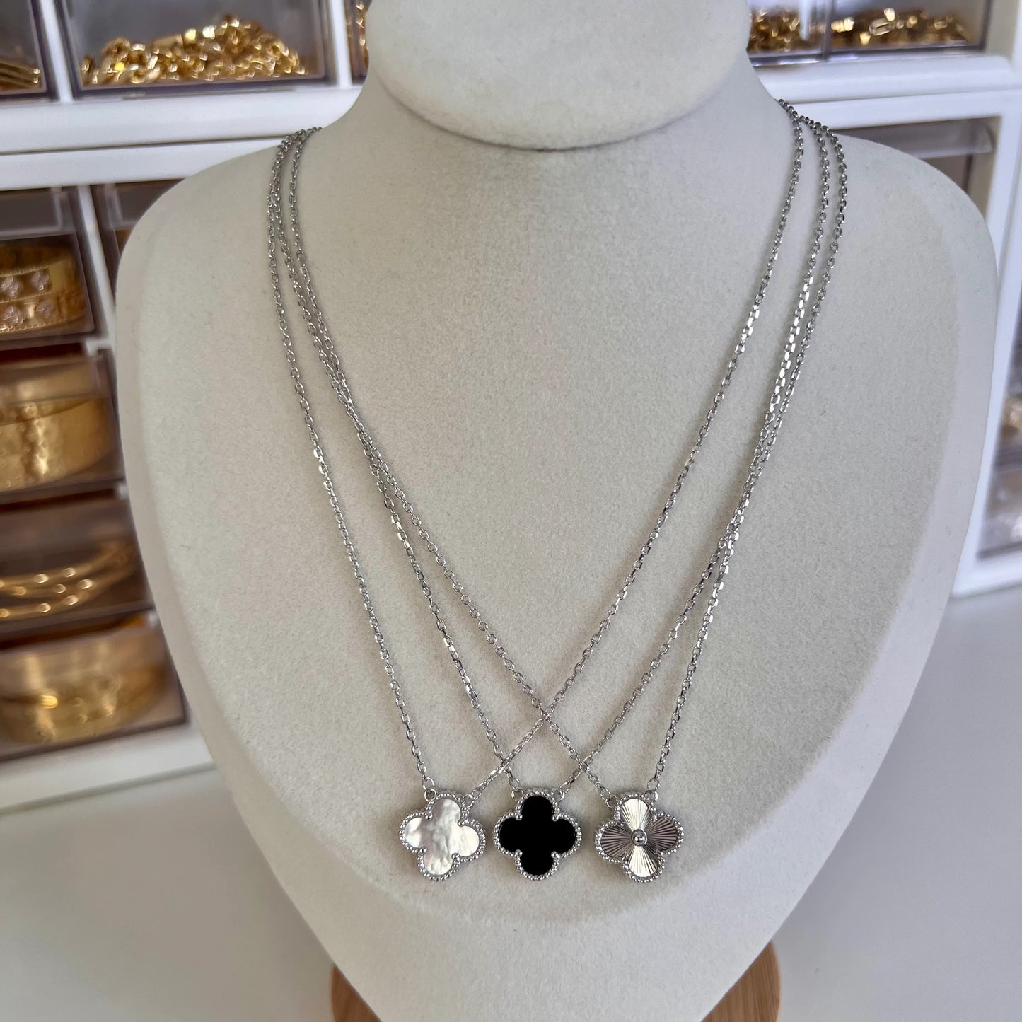 Clover silver necklace