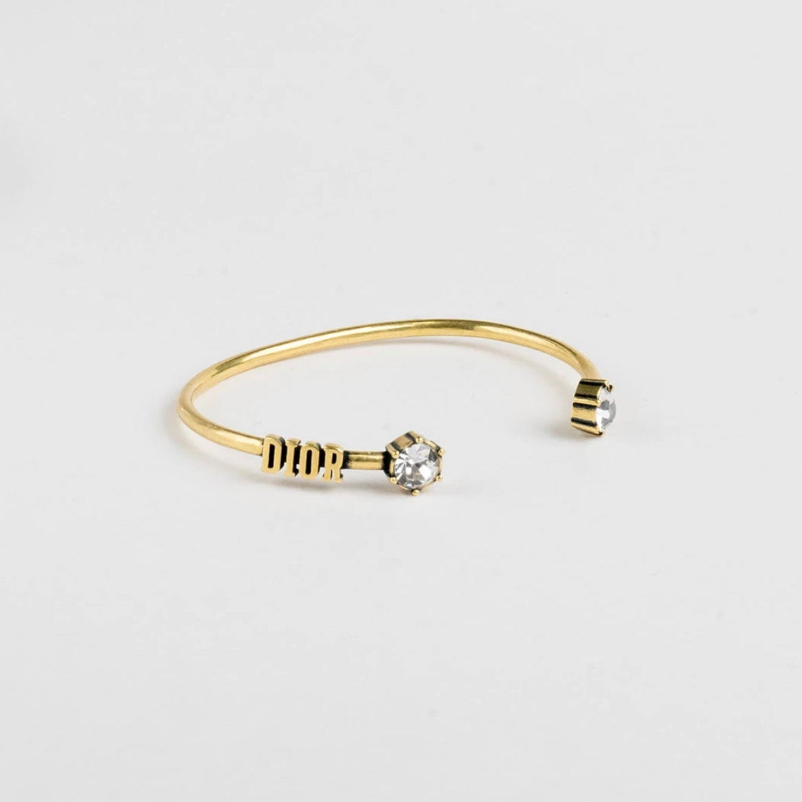 D adjustable bangle