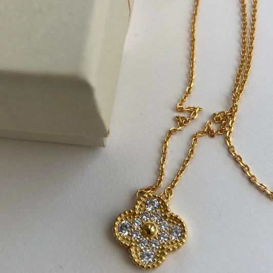 VC clover Necklace