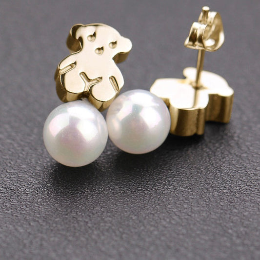 Bear  Pearl Medium Earrings