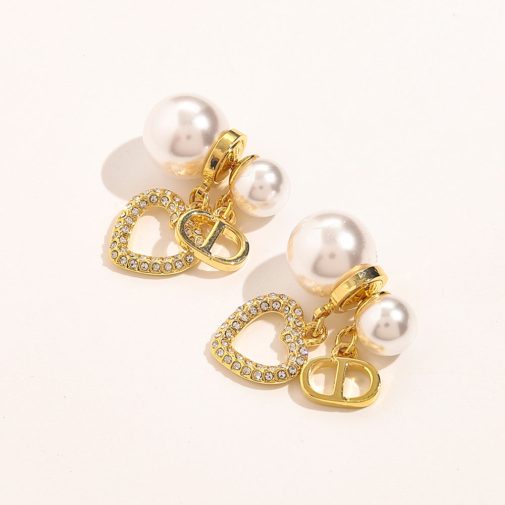 CD heart pearls earrings