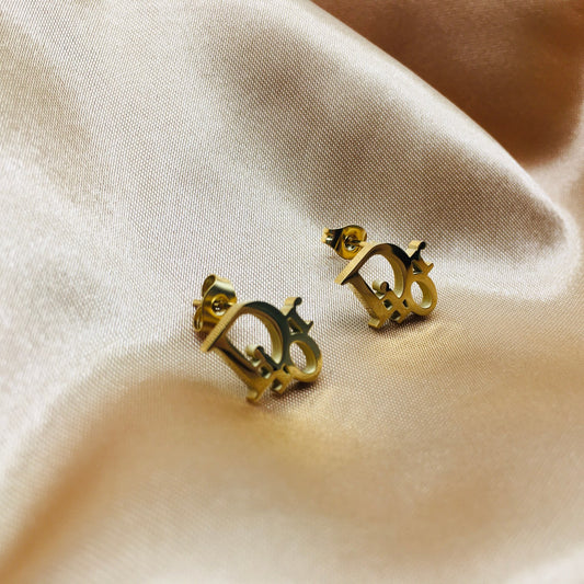 CD studs earrings